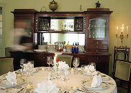отель Ammende Villa: Ресторан -белый зал отель Ammende Villa: Ресторан -белый зал