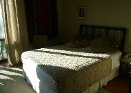 отель Avan Villa Tufenkian: НомерQueen Bed Balcony Armchair отель Avan Villa Tufenkian: НомерQueen Bed Balcony Armchair