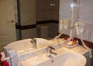 ����� Golden Tulip Hotel Yerevan: ����� ������ standart