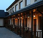 гостиница Hansa Hotel: Фасад со стороны дворика гостиница Hansa Hotel: Фасад со стороны дворика