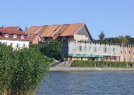 гостиница Hotel Nidos Smilte (Nida): Вид отеля с Куршского залива гостиница Hotel Nidos Smilte (Nida): Вид отеля с Куршского залива