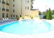 отель Tashkent Palace: Бассейн отель Tashkent Palace: Бассейн