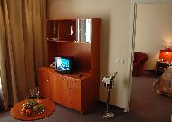 ����� Perkuno Namai: ����� Mahogany Suite 