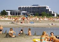 отель SPA Tervis Paradiis: Пляж у отеля отель SPA Tervis Paradiis: Пляж у отеля