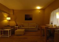 ����� The Three Sisters: ����� Suite �27