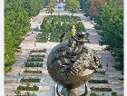 Ашхабат: Монумент памяти погибших жертв в землетрясении Ашхабат: Монумент памяти погибших жертв в землетрясении