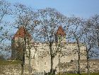 Остров Сааремаа: Замок осенью Остров Сааремаа: Замок осенью