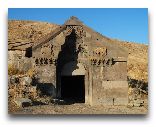  Армения: Развалины Караван Сарая