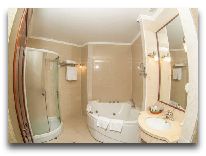 отель Grand Aiser: Ванная комната 