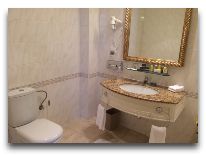 отель Armenia Marriott Hotel Yerevan: Ванная комната 