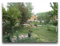 отель Asia Bukhara: Территория 