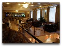 отель Astana International: Лоби-бар 