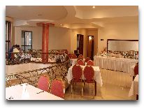 отель Aviatrans Hotel: Ресторан