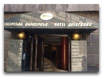отель Aviatrans Hotel: Вход в отель