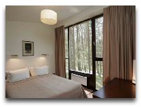 отель Belvilis SPA Hotel: Спальня в коттедже