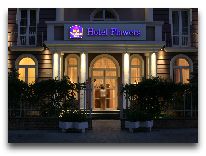 отель Best Western Plus Flowers Hotel: Отель вечером