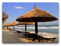 отель Bon Bien Resort: Пляж