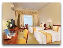 отель Continental Saigon Hotel: Deluxe room