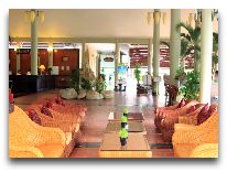 отель Diamond Bay Resort & Spa Hotel: Лобби