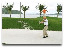 отель Diamond Bay Resort & Spa Hotel: Поля для гольфа