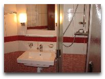 санаторий Sanatorium Energetikas & Amber SPA: Ванная комната в апартаментах в центре