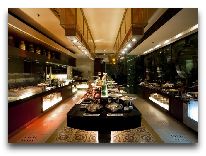 отель Equatorial Hotel: Ресторан