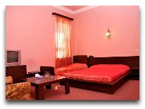 отель Yerevan Deluxe Hotel: Двухместный номер+доп кровать