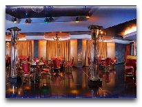отель Falke Hotel Resort: Караоке-бар