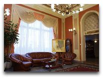 отель Grand Hotel: Лобби