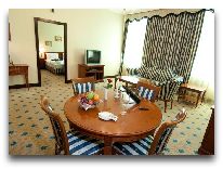отель Grand Hotel Tien Shan: Номер Luxe 