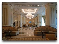 отель Hazyna Hotel: Холл отеля