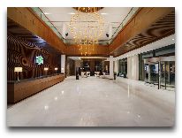 отель Holiday Inn Baku: Холл 