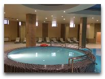 отель Grand Resort Jermuk: Бассейн отеля