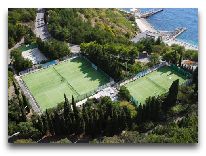 отель Ялта – Интурист: Теннисные корты