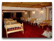 отель Kabir: Ресторан 
