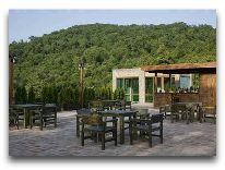 отель Kvareli Lake Resort: Ресторан на территории
