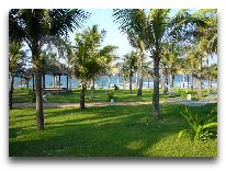 отель Le Belhamy Hoian Resort & Spa Hotel: Дорога к пляжу