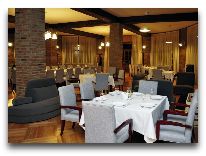 отель Lopota Resort: Ресторан