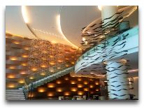 отель JW Marriott Absheron Baku: Холл