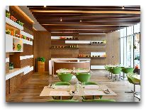 отель JW Marriott Absheron Baku: кафе Zest