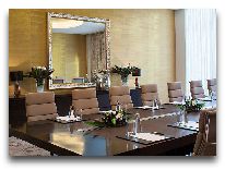 отель JW Marriott Absheron Baku: Комната для переговоров 