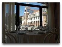 отель Pirosmani: Вид из окна ресторана