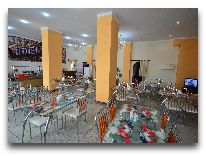 отель Poytaht: Ресторан