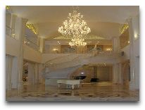 отель Qafqaz Riverside Resort Hotel: Холл отеля
