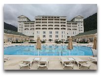 отель Qafqaz Riverside Resort Hotel: Открытый бассейн 