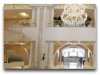 отель Qafqaz Riverside Resort Hotel: Холл отеля 