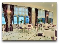 отель Ramada Hotel Baku: Ресторан