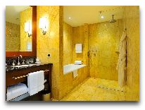 отель Regent Warsaw: ванная в Junior suite