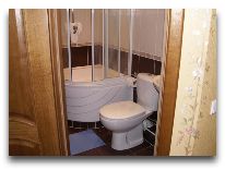 отель Ренессанс: Ванная комната