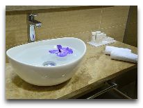 отель Republica: Ванная комната 